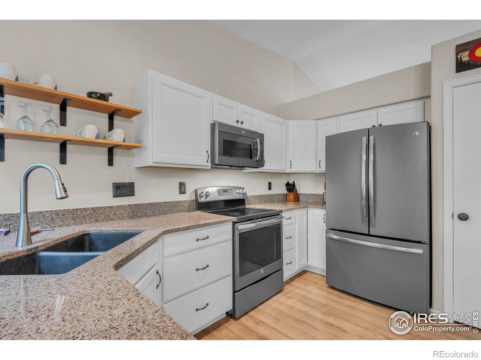 MLS Image #10 for 1309  red mountain drive,longmont, Colorado