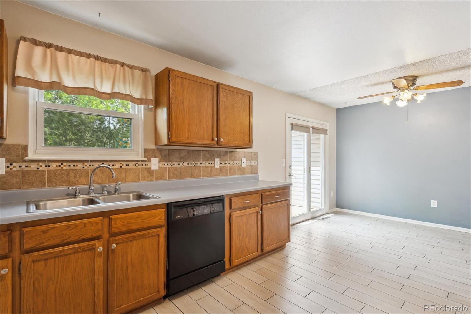 MLS Image #11 for 800  park view place,castle rock, Colorado
