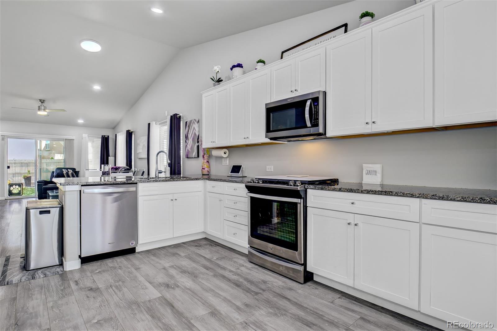 MLS Image #10 for 2742  show hunter way,colorado springs, Colorado
