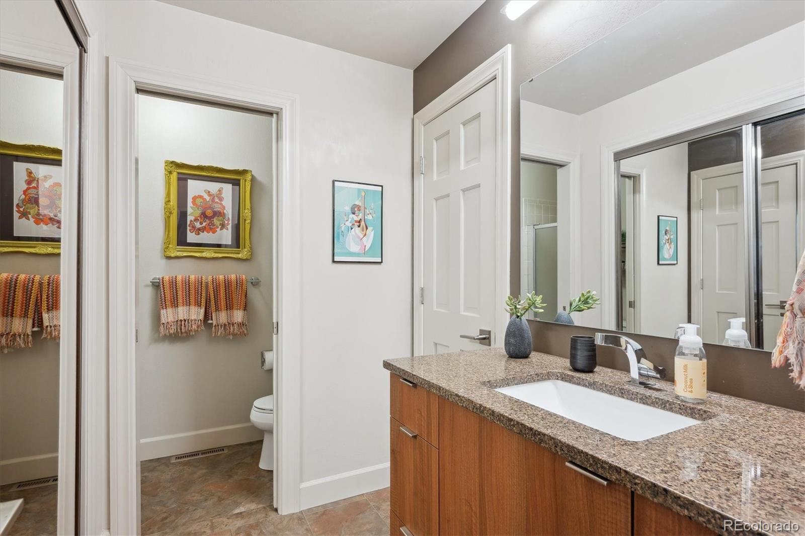 MLS Image #11 for 8170 e phillips circle,centennial, Colorado