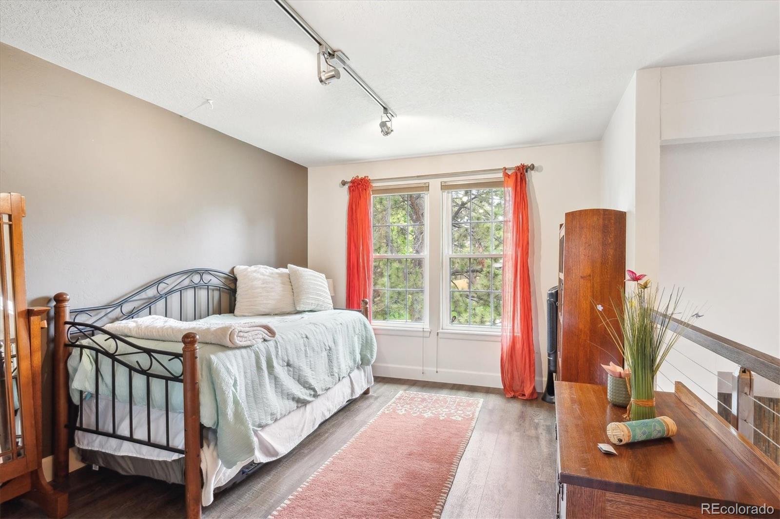 MLS Image #13 for 8170 e phillips circle,centennial, Colorado