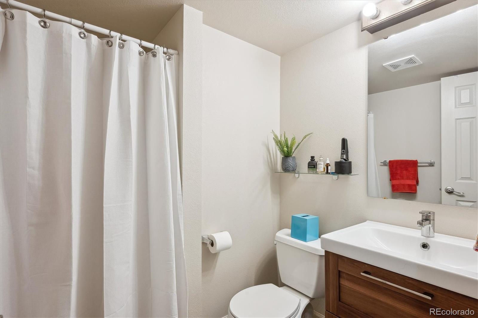 MLS Image #16 for 8170 e phillips circle,centennial, Colorado