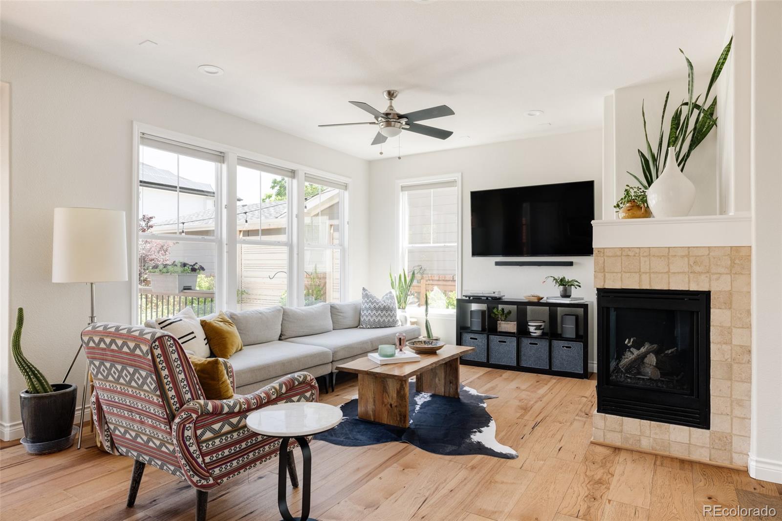 MLS Image #7 for 10069 e 28th avenue,denver, Colorado