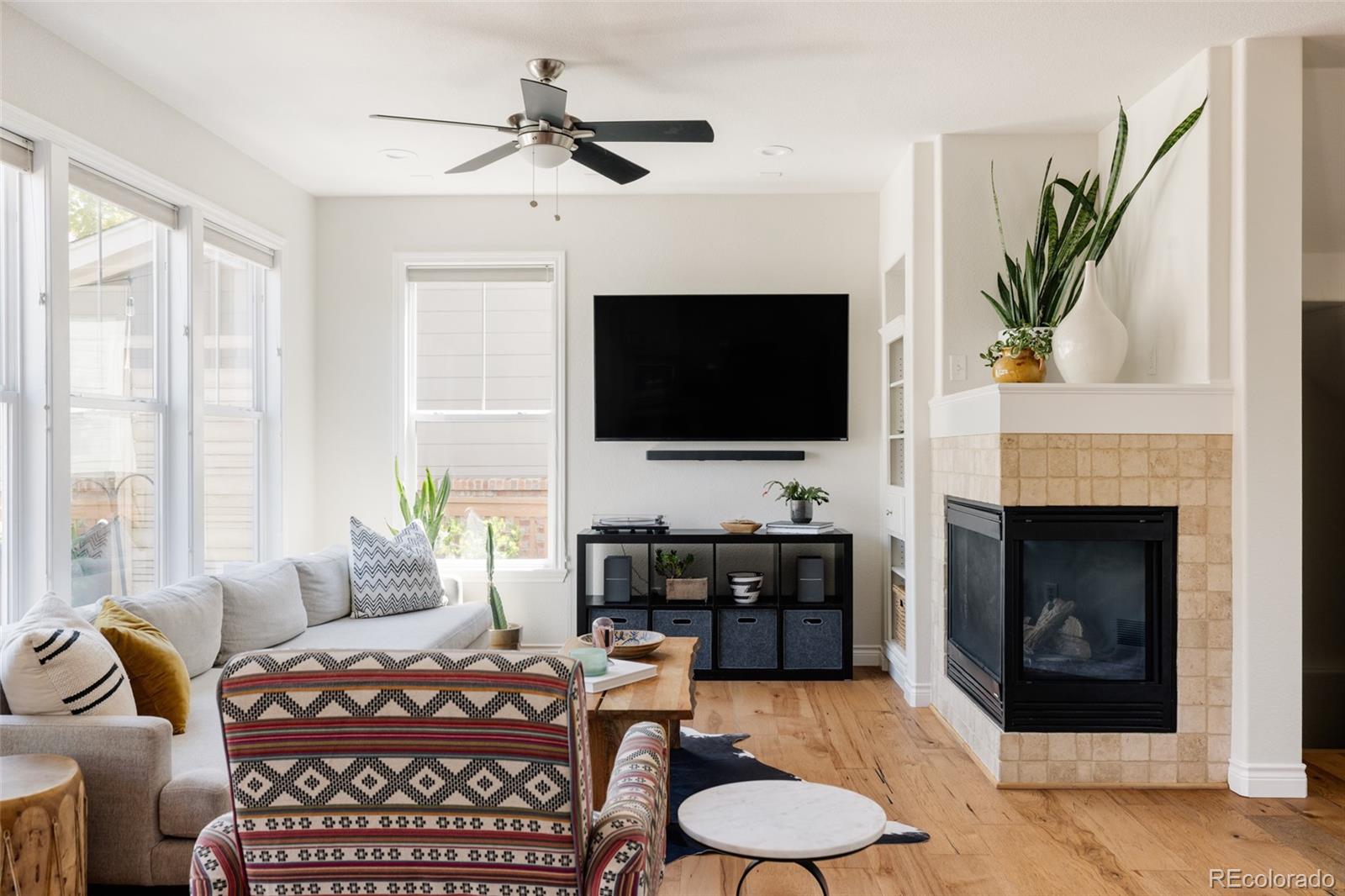 MLS Image #8 for 10069 e 28th avenue,denver, Colorado