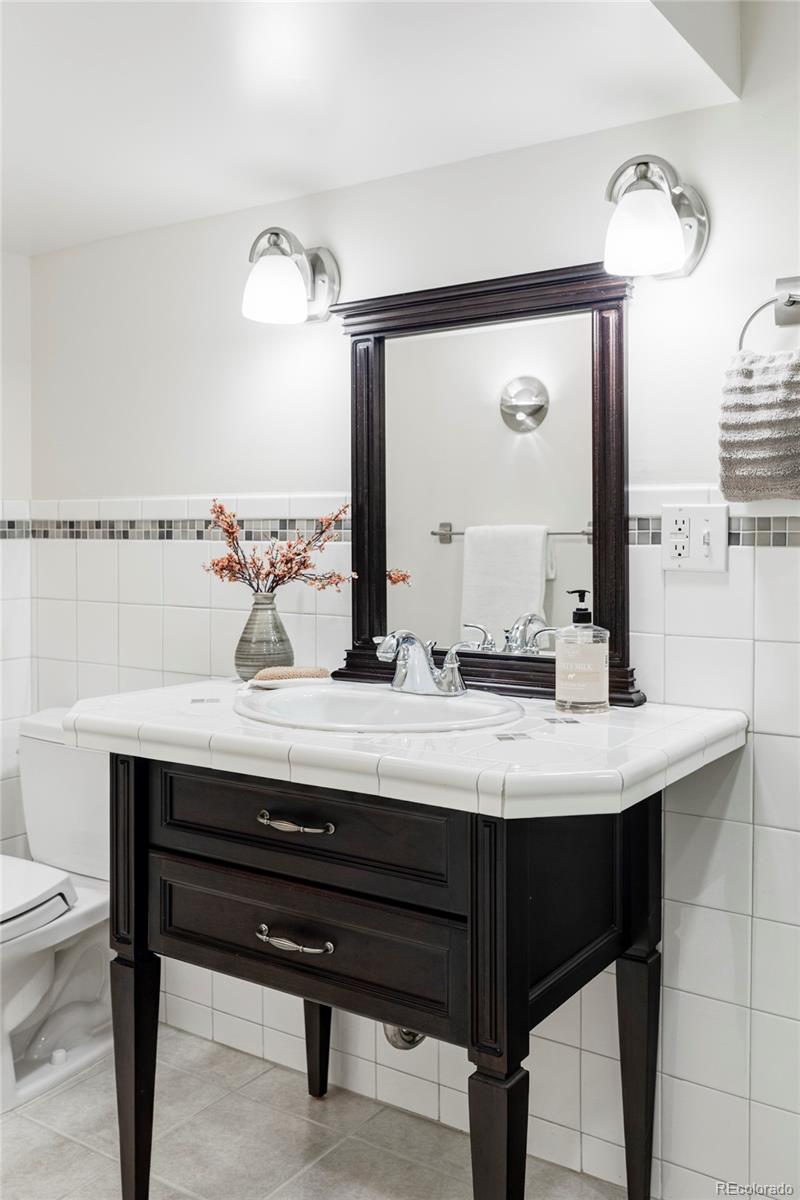 MLS Image #35 for 1272 s milwaukee street,denver, Colorado