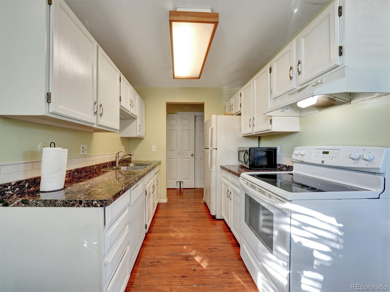MLS Image #3 for 17505 e mansfield avenue,aurora, Colorado