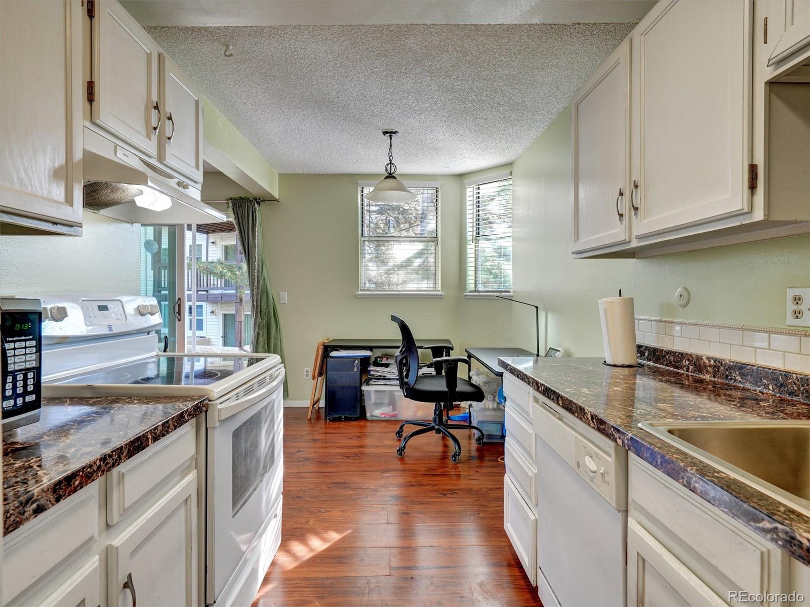 MLS Image #4 for 17505 e mansfield avenue,aurora, Colorado