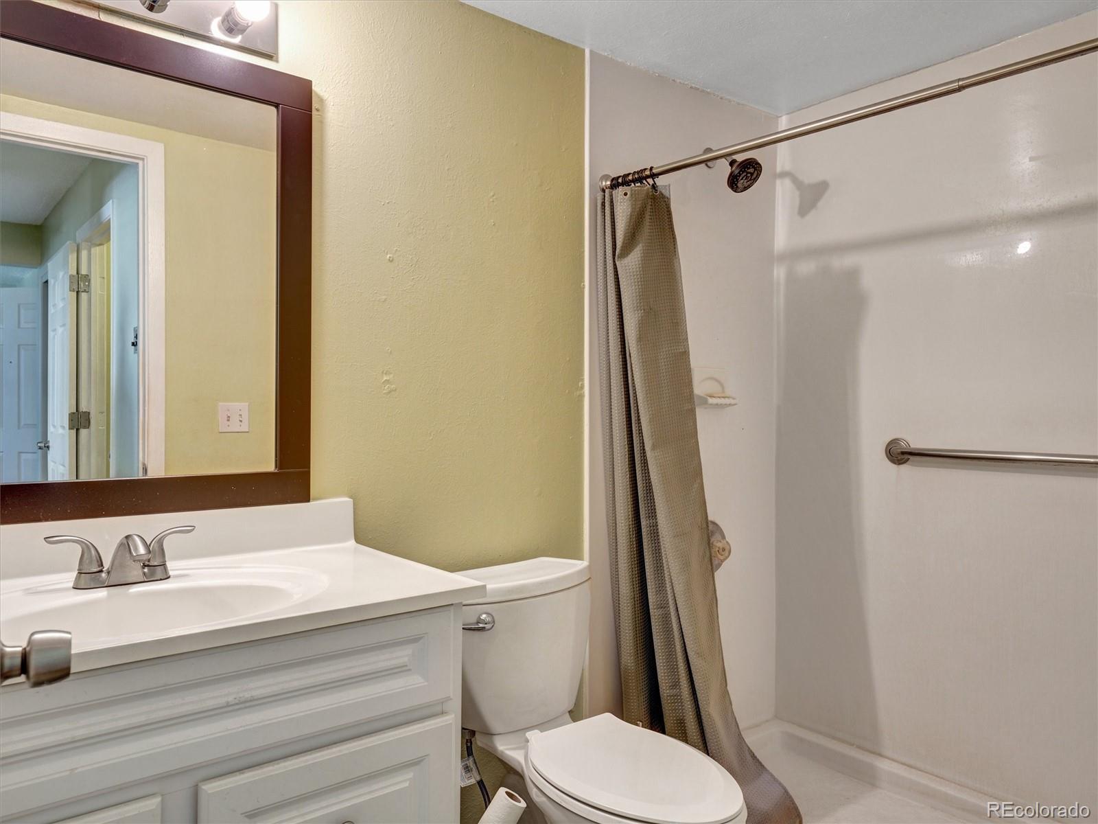 MLS Image #7 for 17505 e mansfield avenue,aurora, Colorado