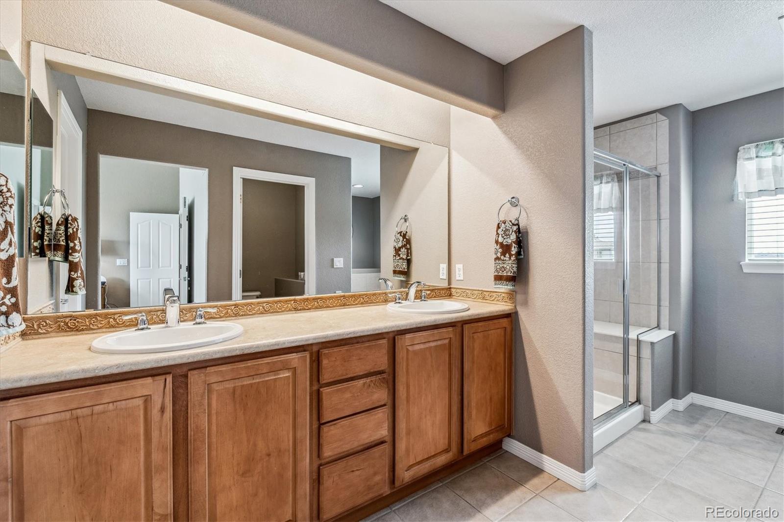 MLS Image #19 for 26155 e euclid drive,aurora, Colorado