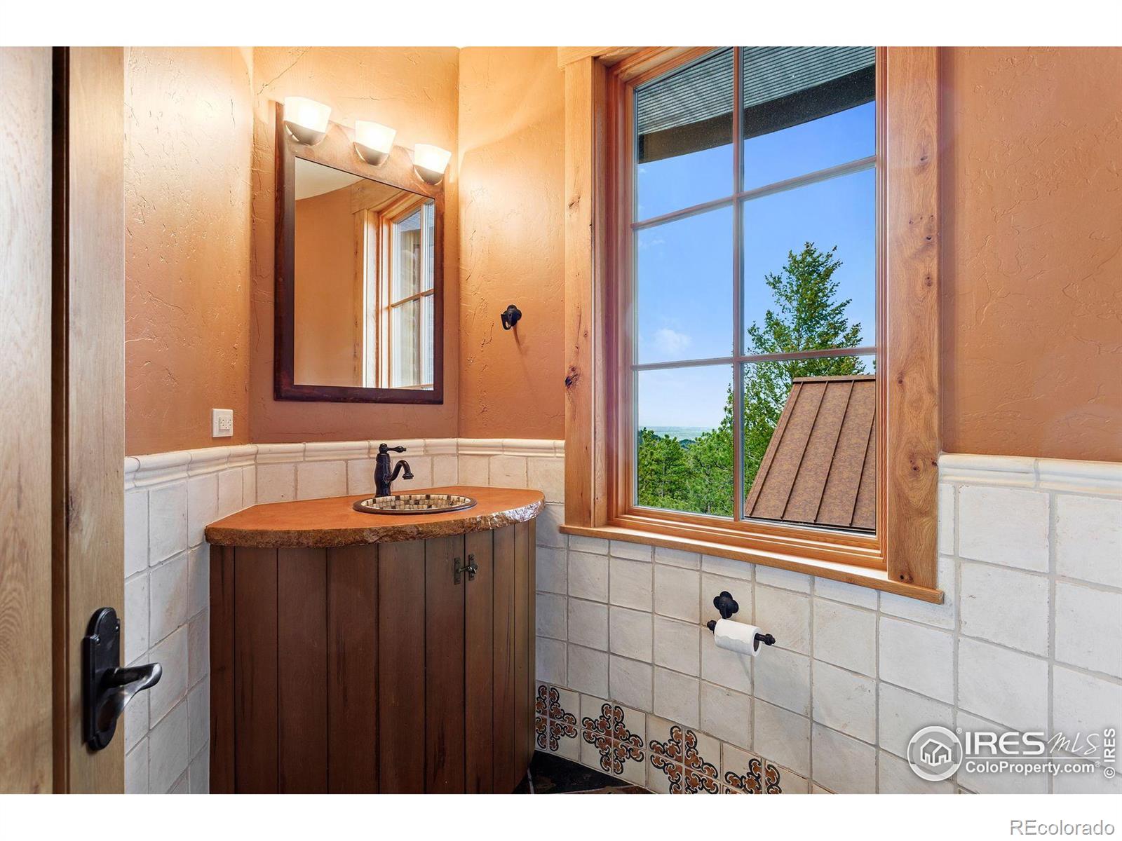 MLS Image #14 for 409  wild horse circle,boulder, Colorado