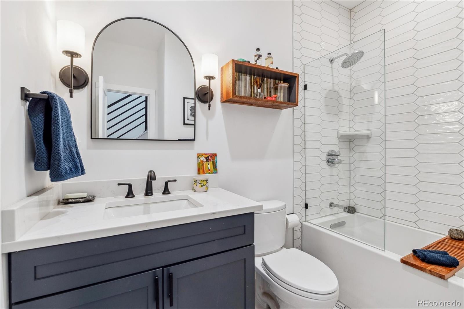 MLS Image #12 for 1690  spruce street,denver, Colorado