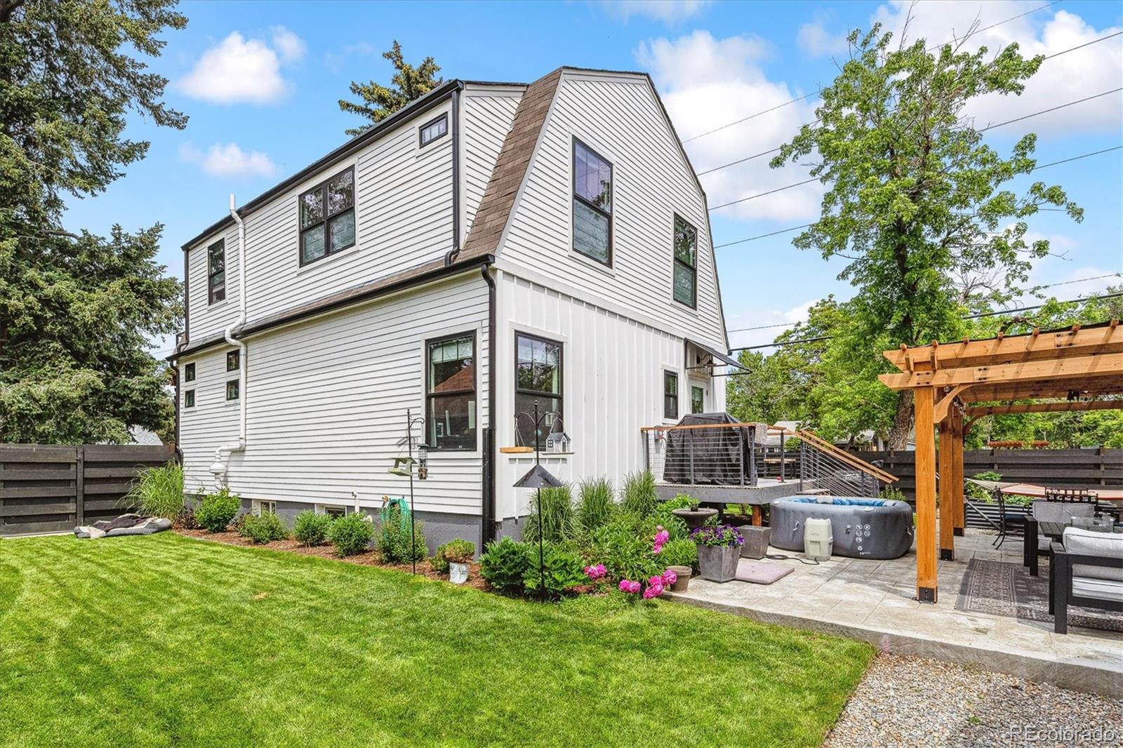 MLS Image #32 for 1690  spruce street,denver, Colorado