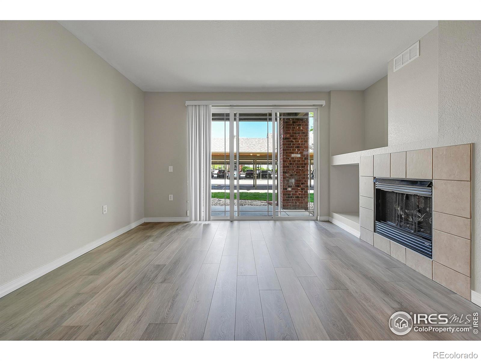 MLS Image #11 for 2133  krisron road,fort collins, Colorado