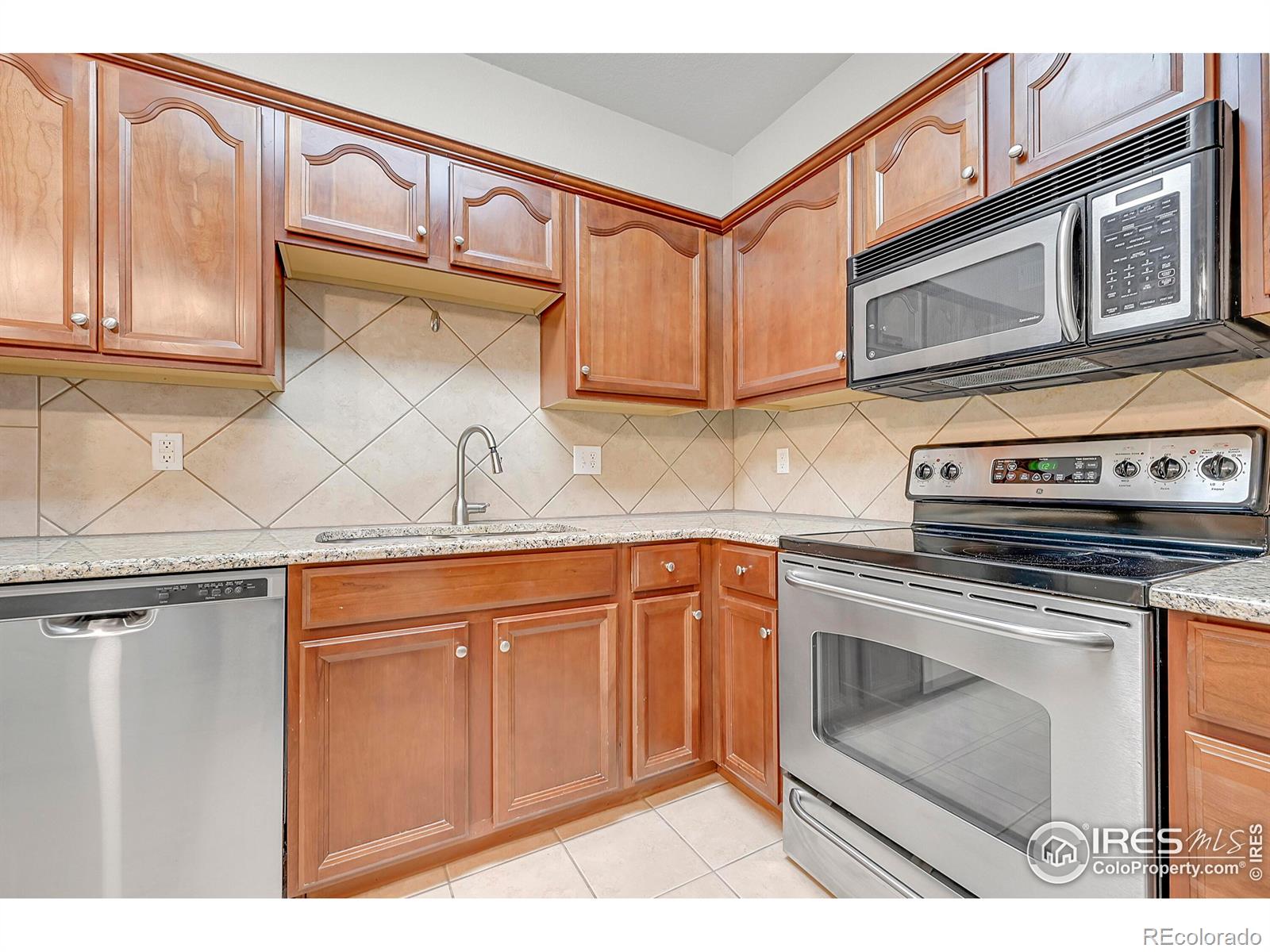 MLS Image #17 for 2133  krisron road,fort collins, Colorado
