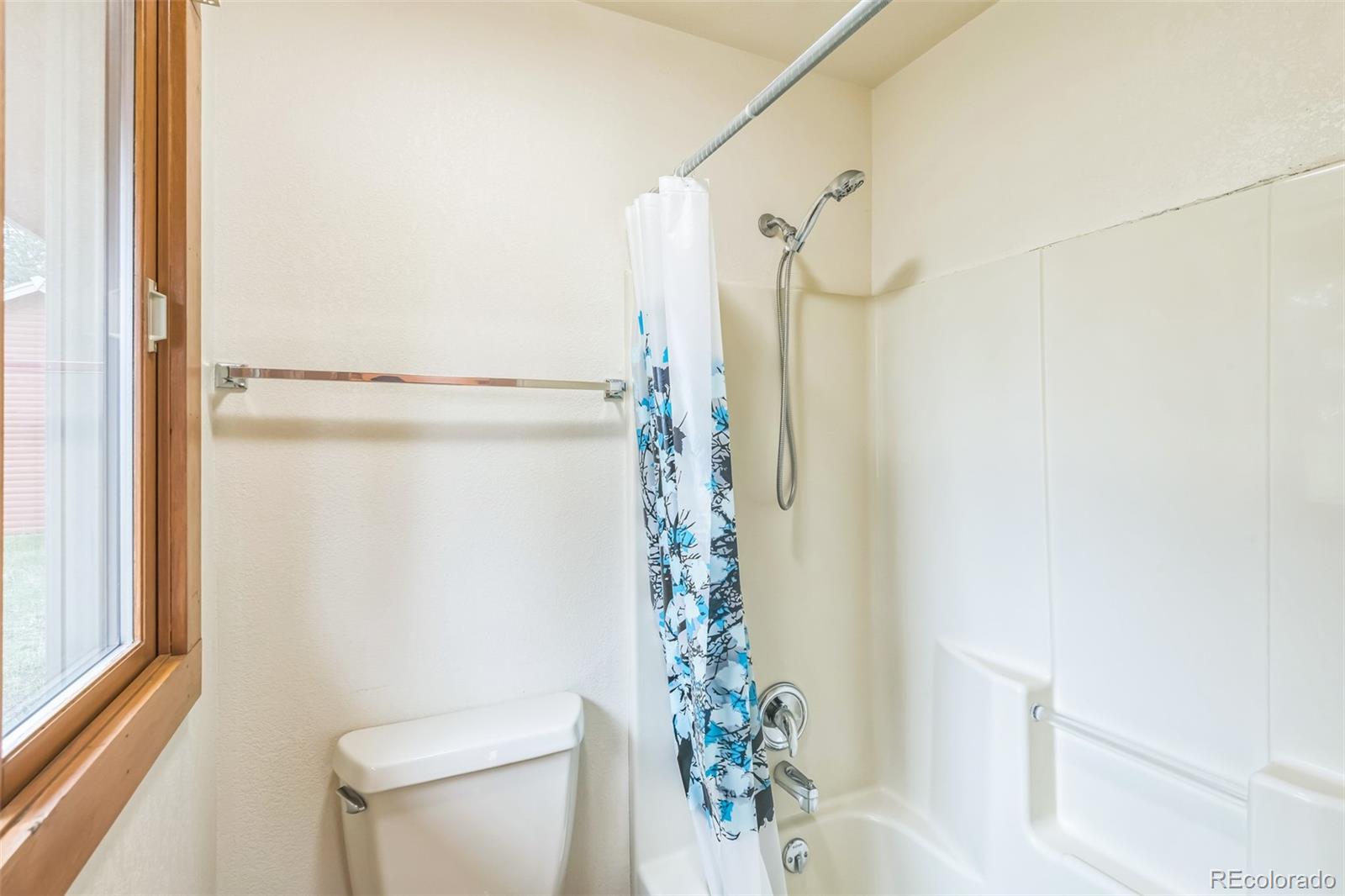 MLS Image #15 for 195  manhead meadow court,livermore, Colorado