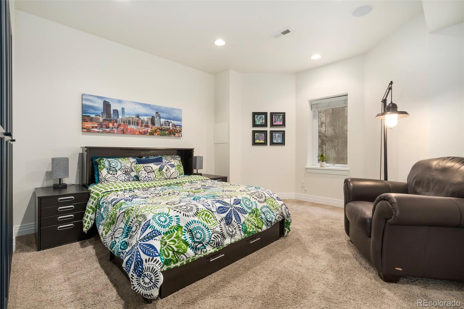 MLS Image #22 for 1551 s grant street,denver, Colorado