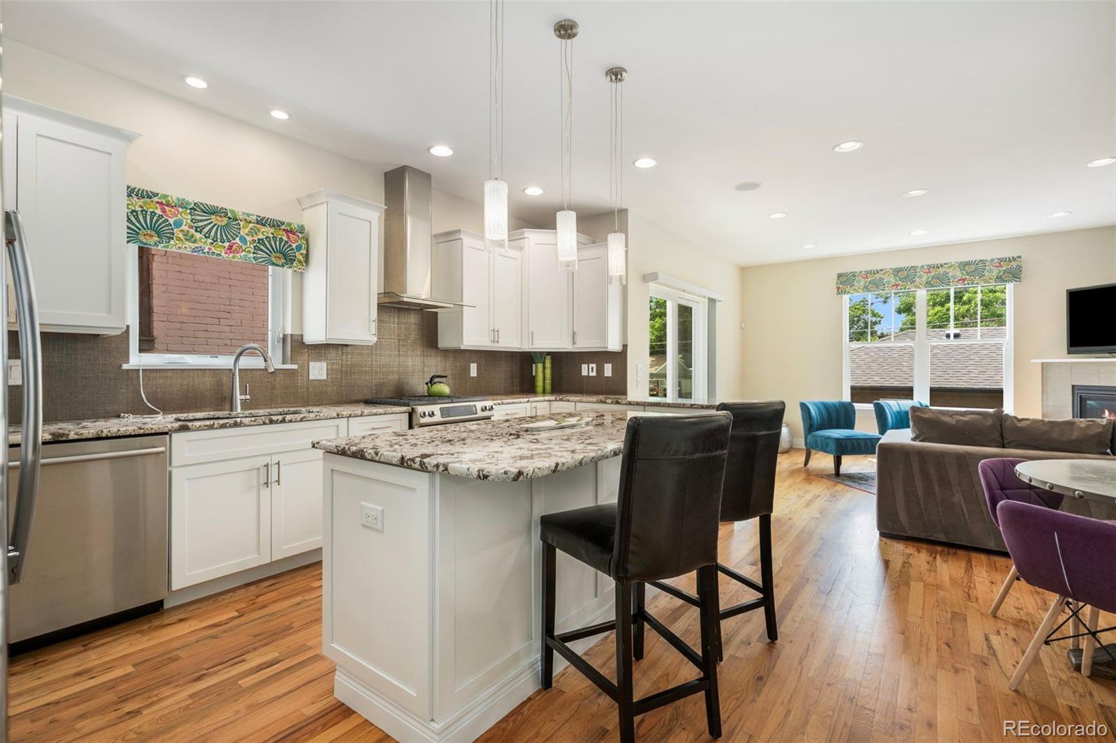 MLS Image #4 for 1551 s grant street,denver, Colorado
