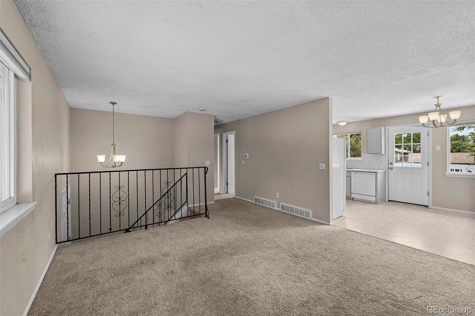 MLS Image #14 for 9196 w maplewood avenue,littleton, Colorado