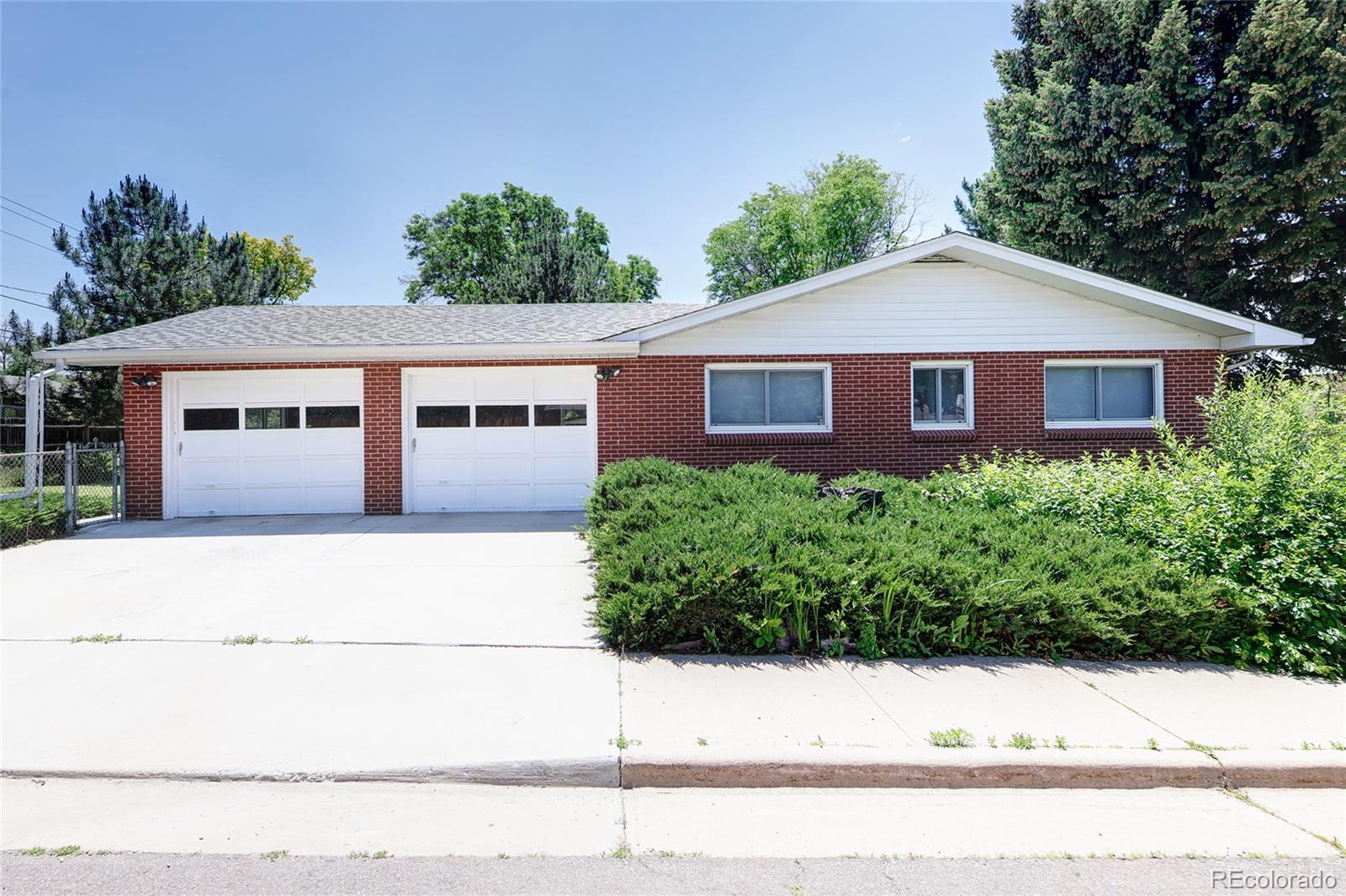 MLS Image #2 for 2900 s golden way,denver, Colorado