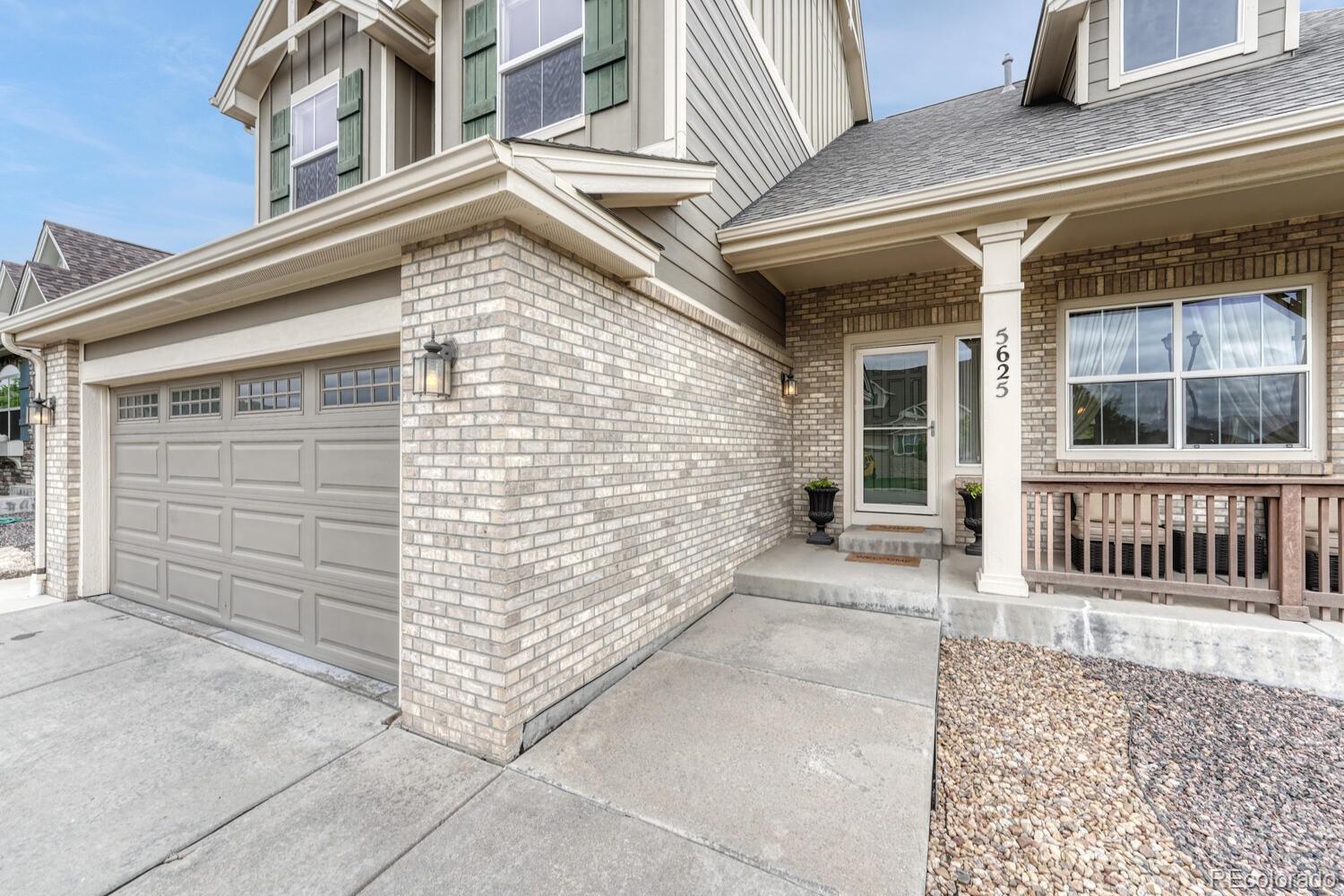 MLS Image #2 for 5625 s buchanan street,aurora, Colorado