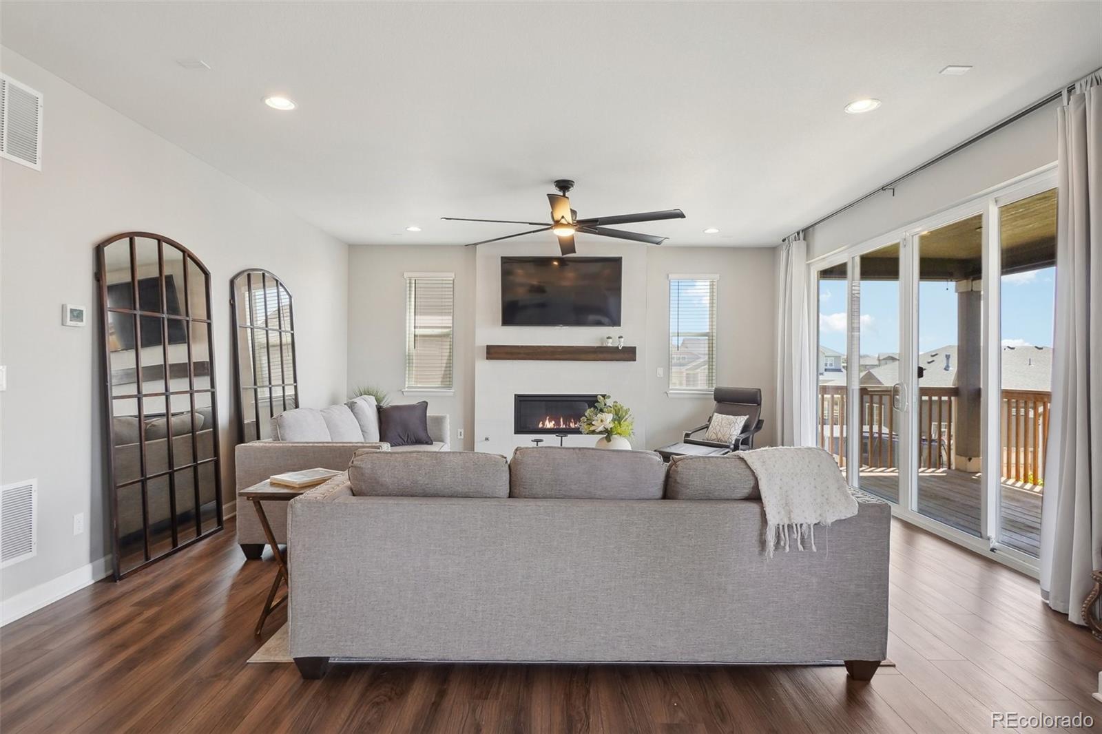 MLS Image #10 for 9759  waco street,commerce city, Colorado
