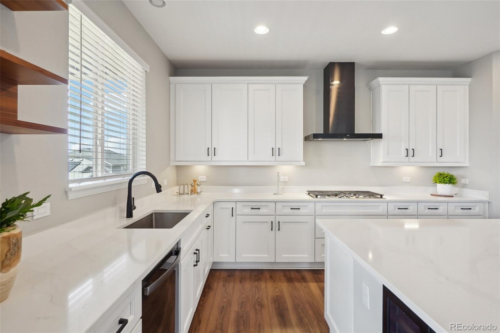MLS Image #16 for 9759  waco street,commerce city, Colorado