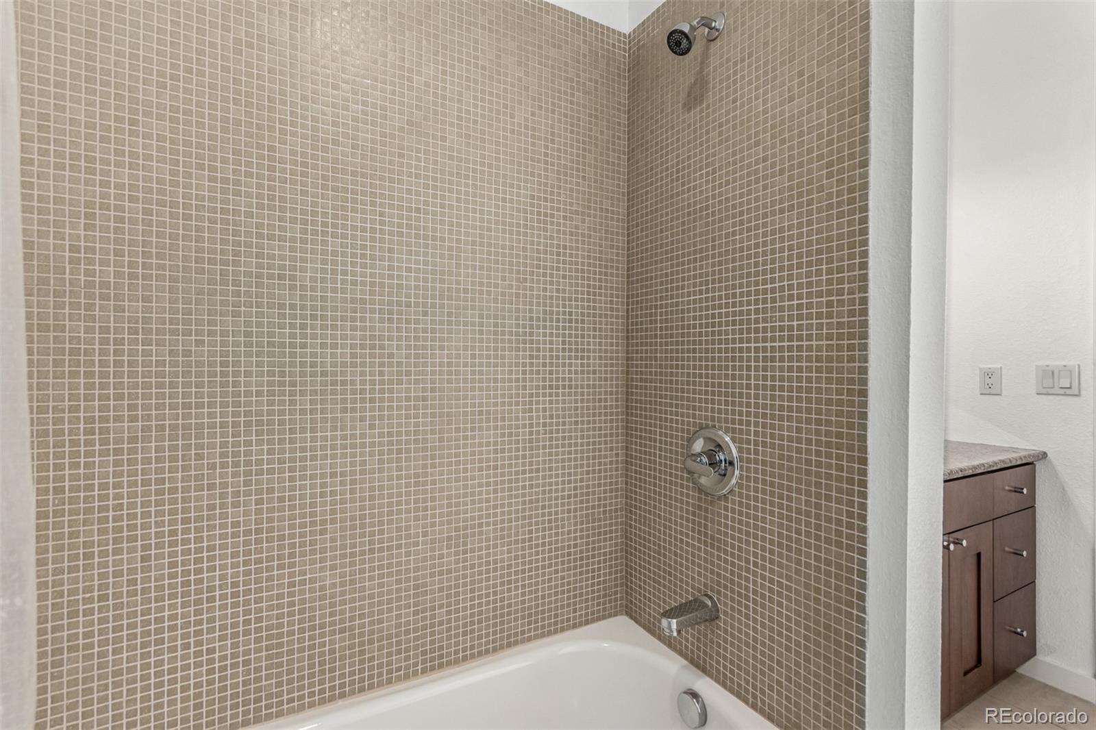 MLS Image #27 for 19 s harrison street,denver, Colorado