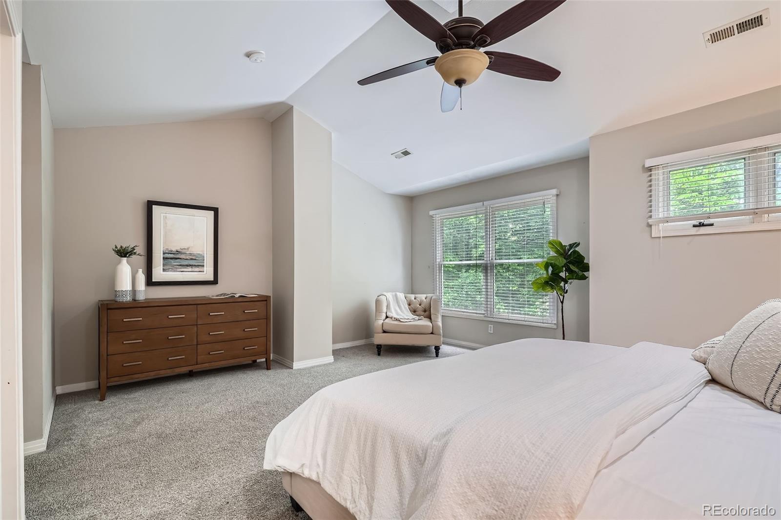 MLS Image #13 for 222 s monroe street,denver, Colorado