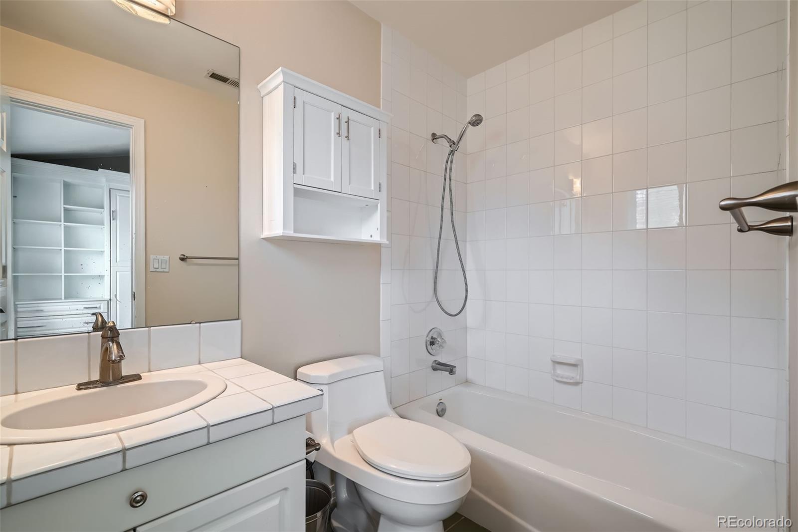 MLS Image #17 for 222 s monroe street,denver, Colorado