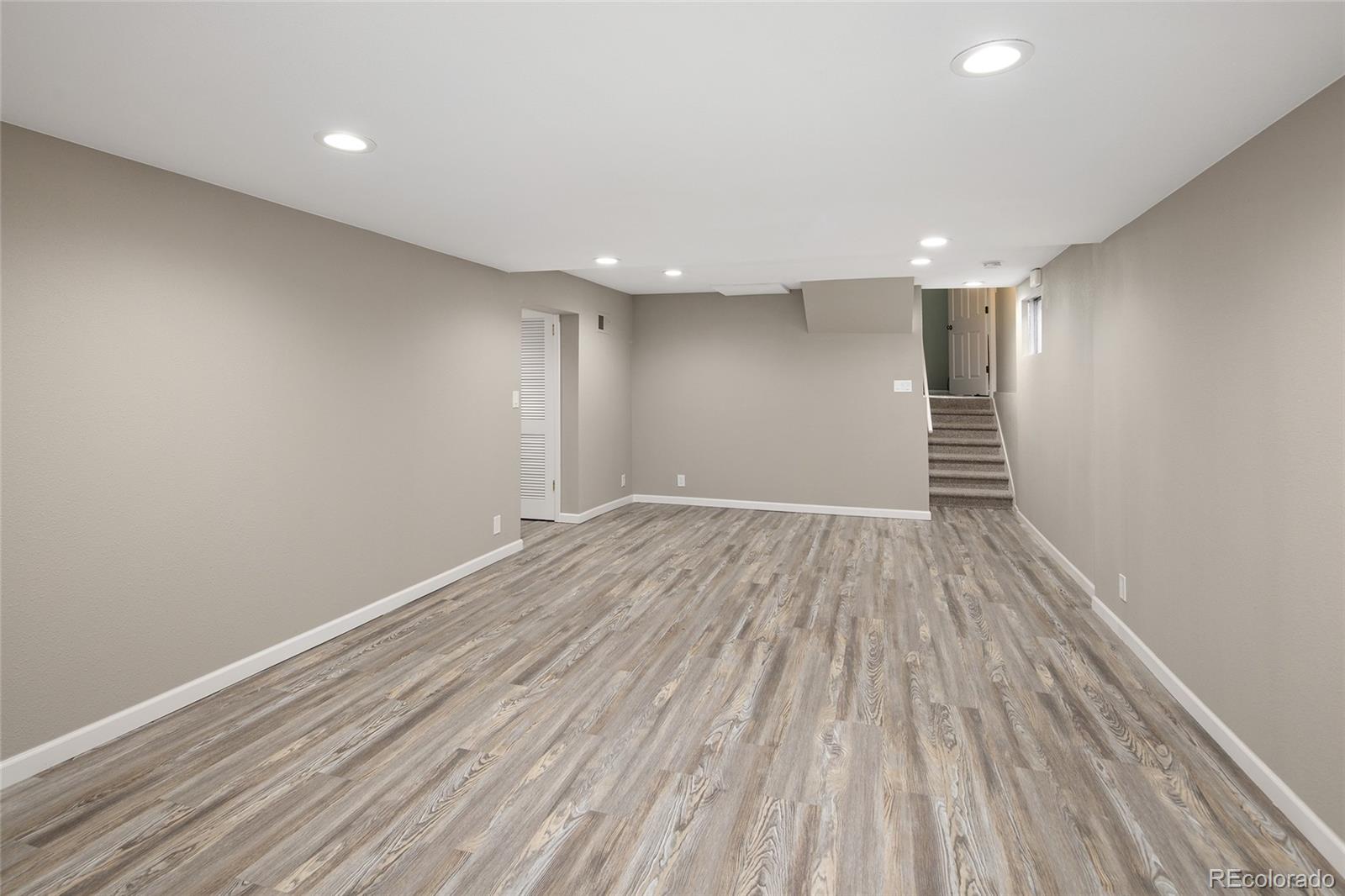 MLS Image #22 for 141 s upham court,lakewood, Colorado