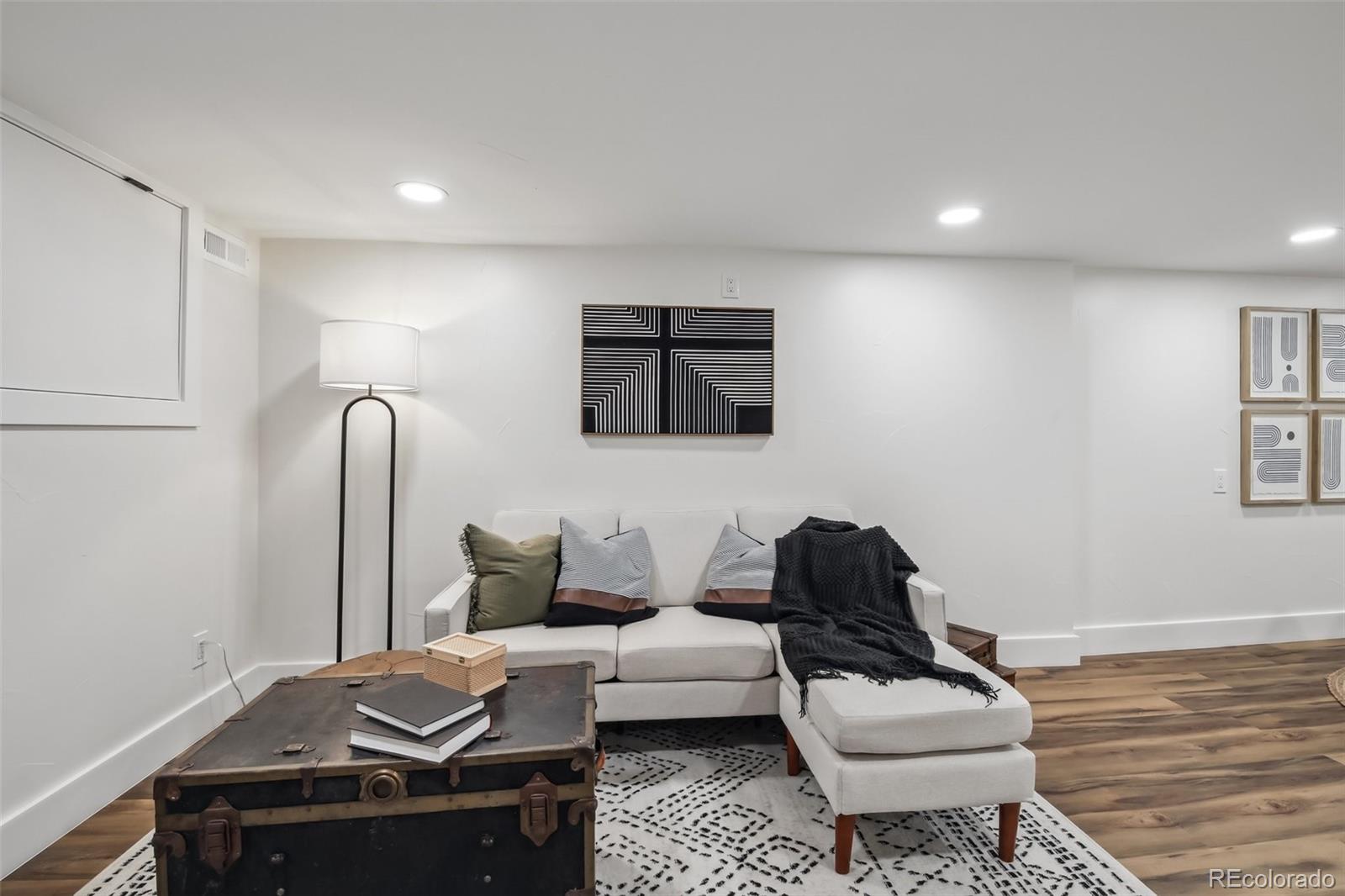 MLS Image #20 for 1024 w 8th avenue,denver, Colorado