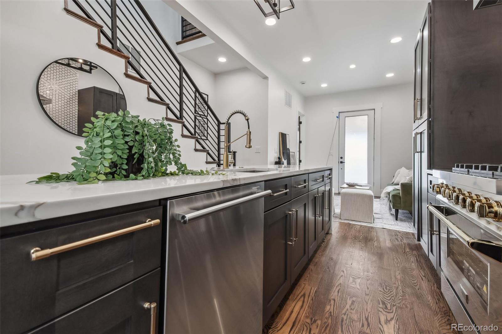 MLS Image #5 for 1024 w 8th avenue,denver, Colorado