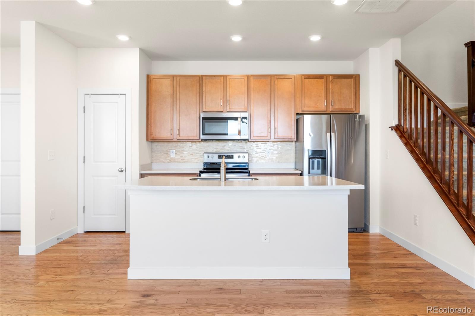 MLS Image #3 for 23293 e jamison drive,aurora, Colorado