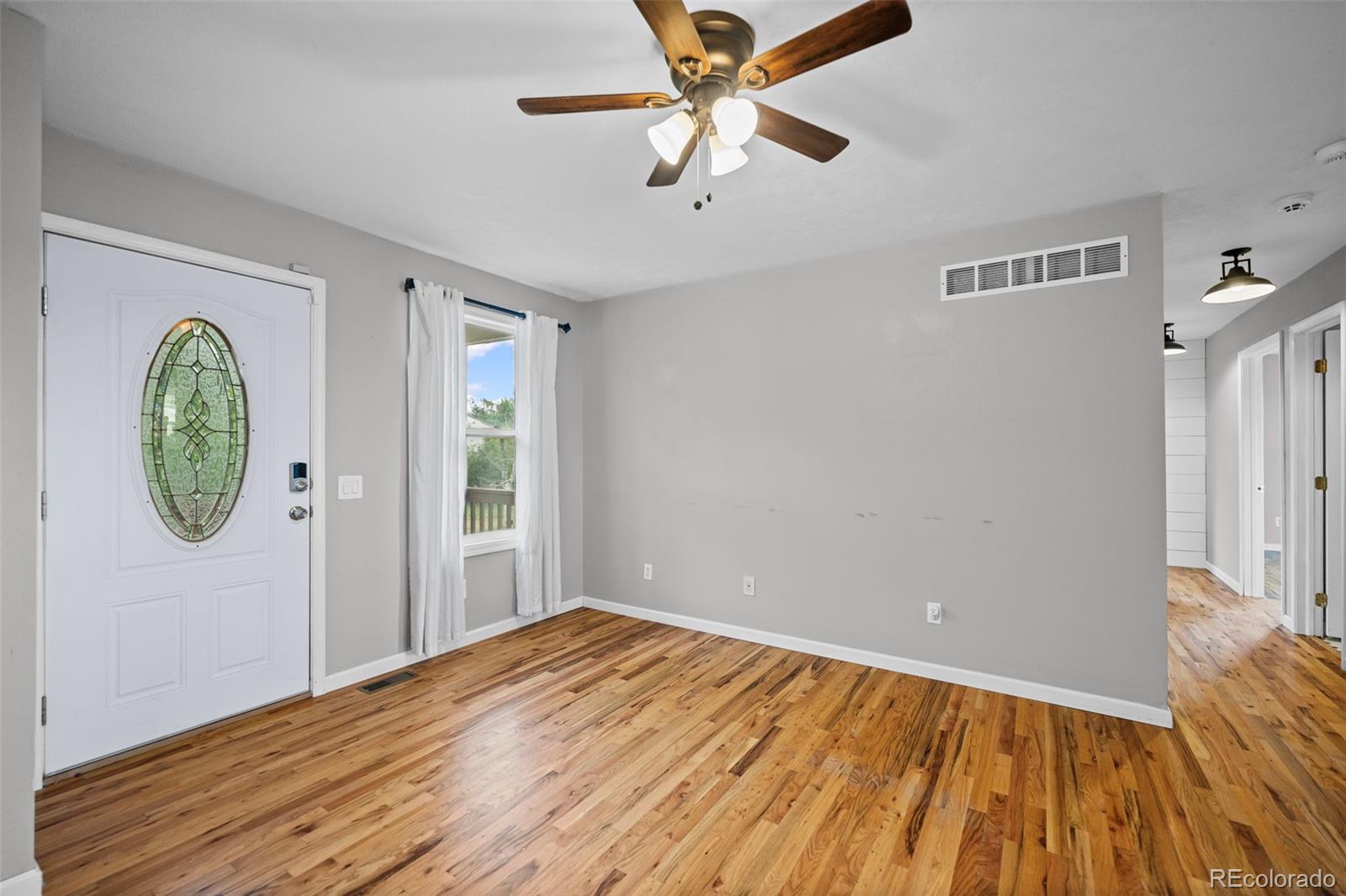 MLS Image #3 for 2011  tahoe boulevard,colorado springs, Colorado