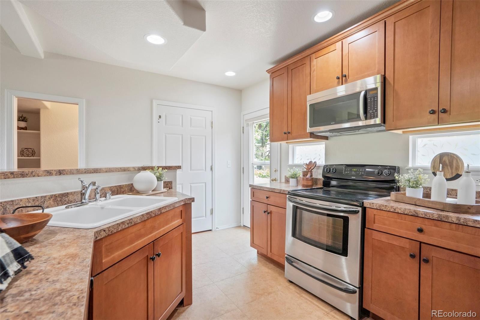 MLS Image #7 for 4323  sammers view,colorado springs, Colorado