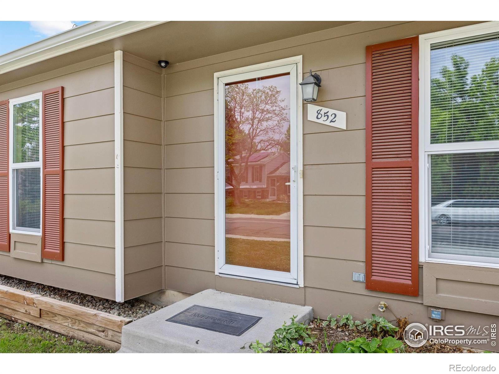 MLS Image #2 for 852 w linden street,louisville, Colorado