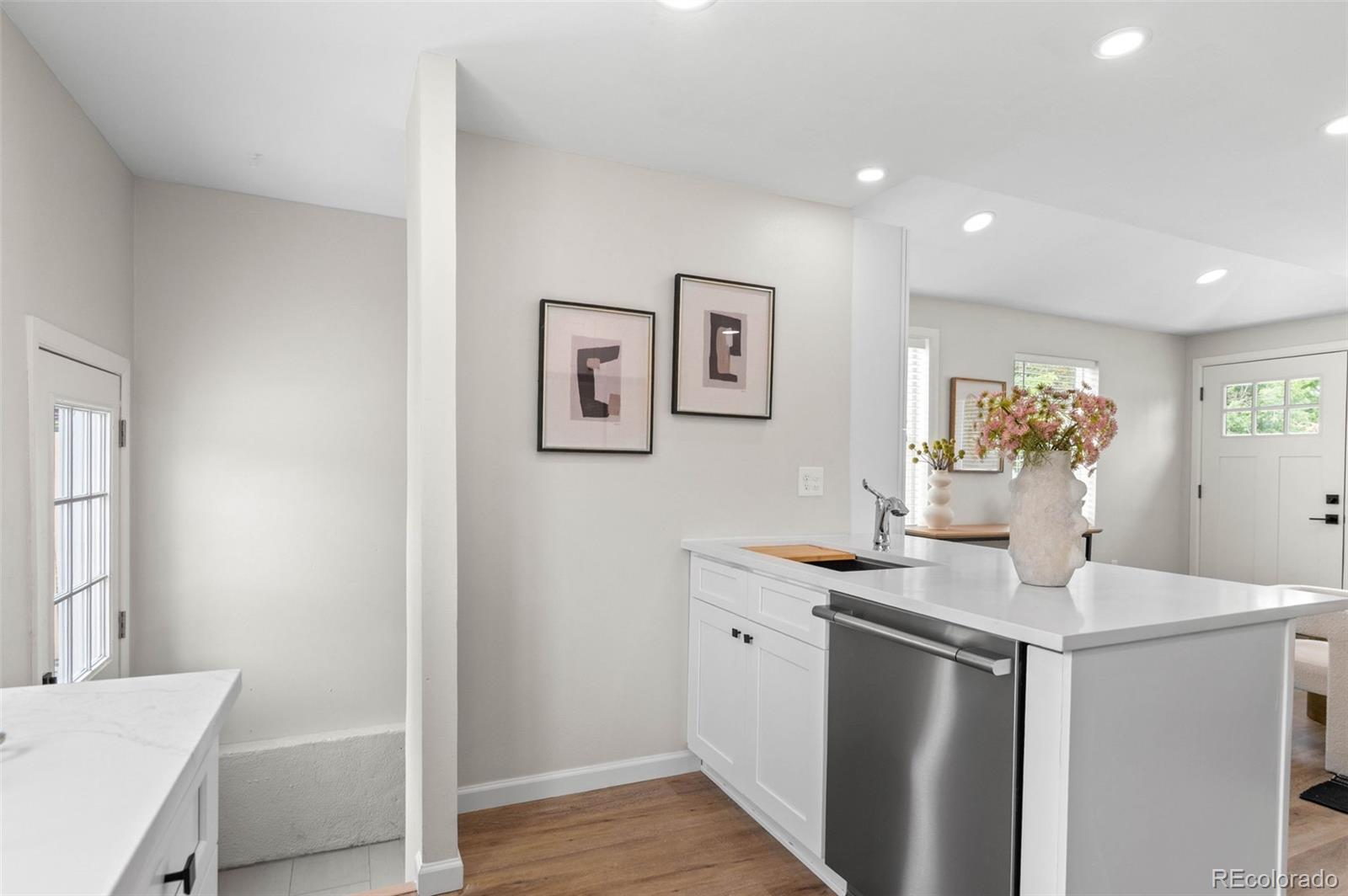 MLS Image #12 for 742  hanover street,aurora, Colorado