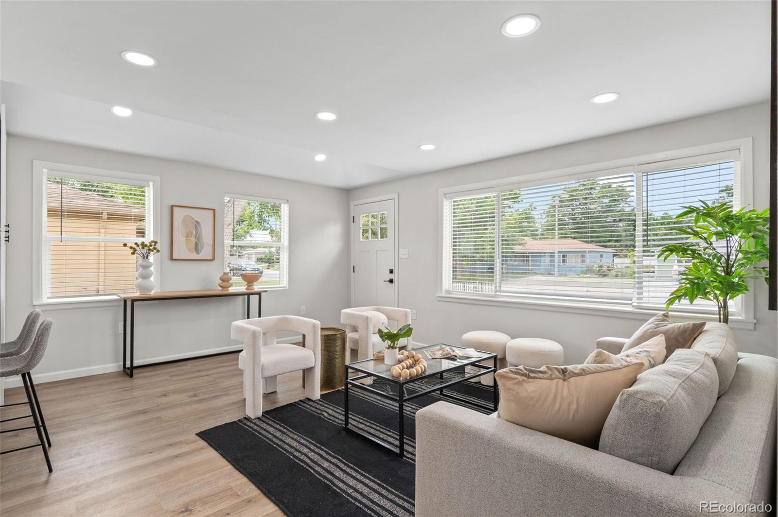 MLS Image #6 for 742  hanover street,aurora, Colorado