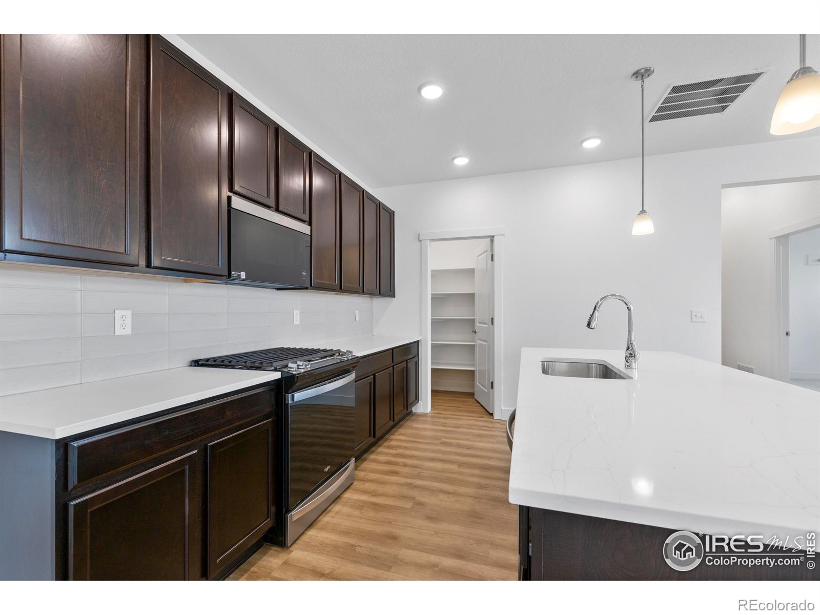 MLS Image #12 for 5063  mckinnon court,timnath, Colorado