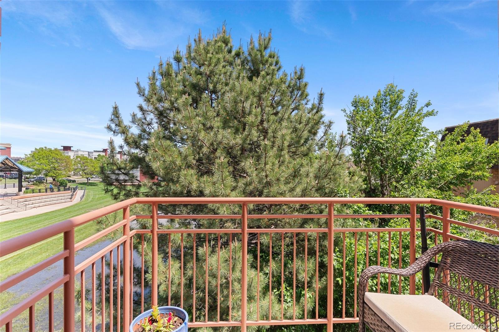 MLS Image #14 for 7828 w 54th avenue,arvada, Colorado