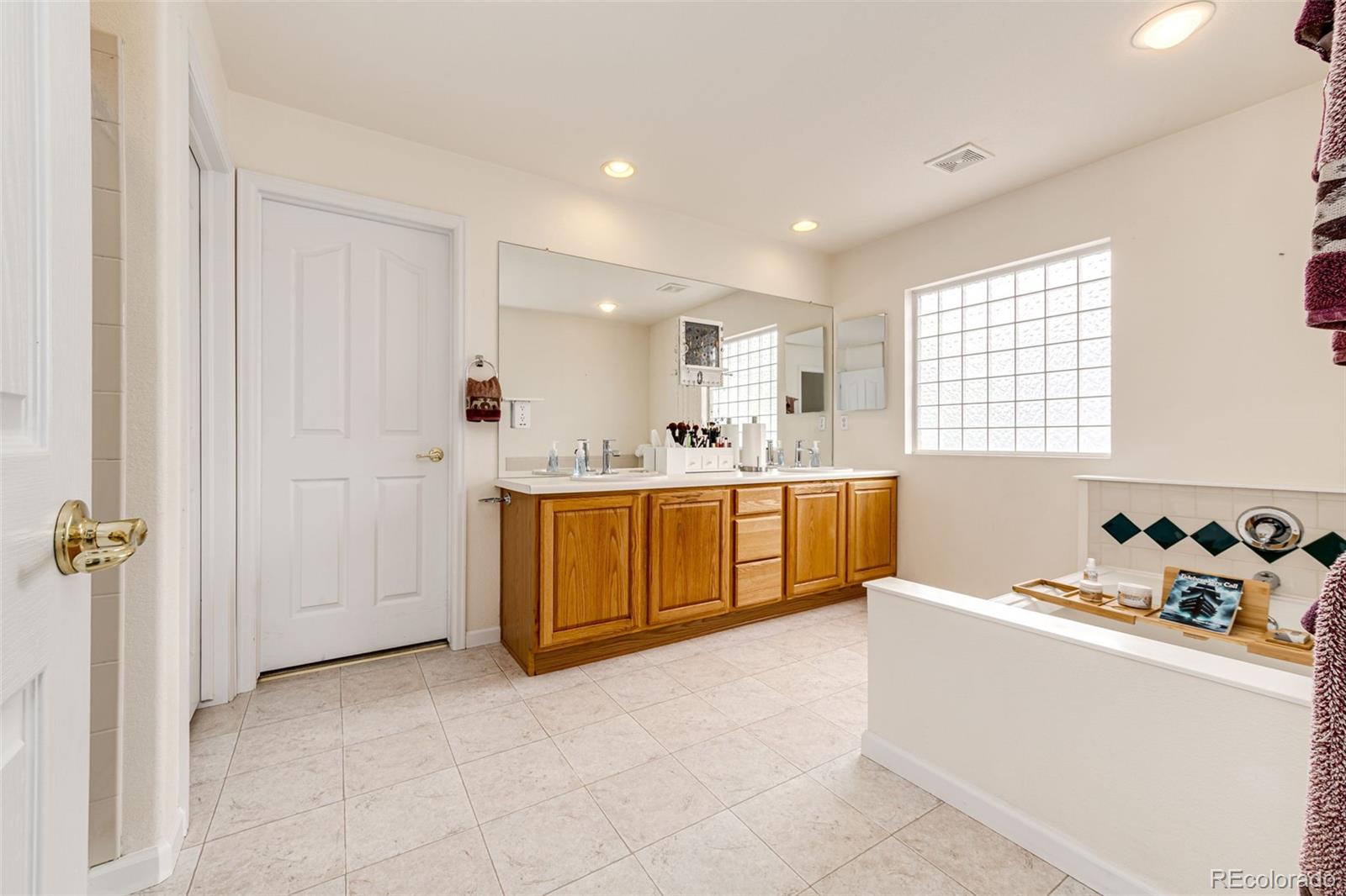 MLS Image #16 for 12000  horseshoe lane,parker, Colorado