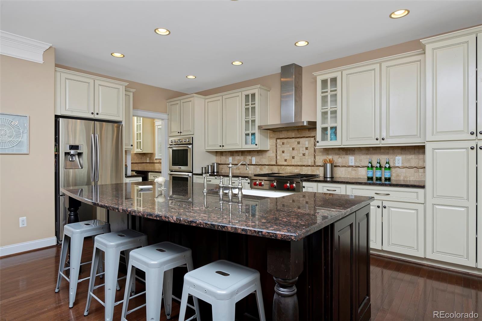MLS Image #10 for 8171 e 33rd avenue,denver, Colorado