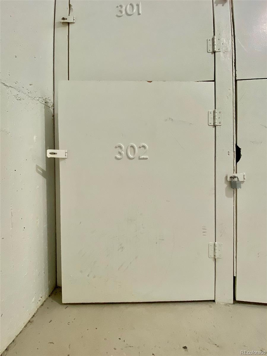 MLS Image #22 for 1243  gaylord street 302,denver, Colorado