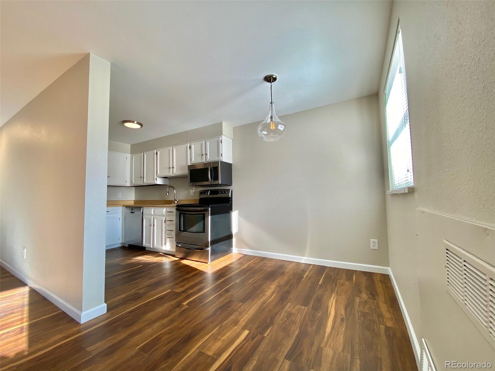 MLS Image #4 for 1243  gaylord street 302,denver, Colorado