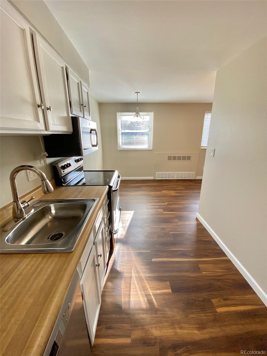 MLS Image #8 for 1243  gaylord street 302,denver, Colorado
