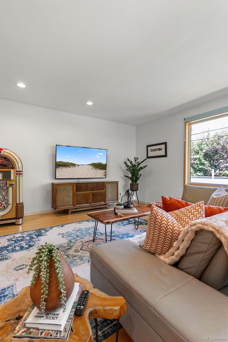 MLS Image #15 for 350  holly street,denver, Colorado