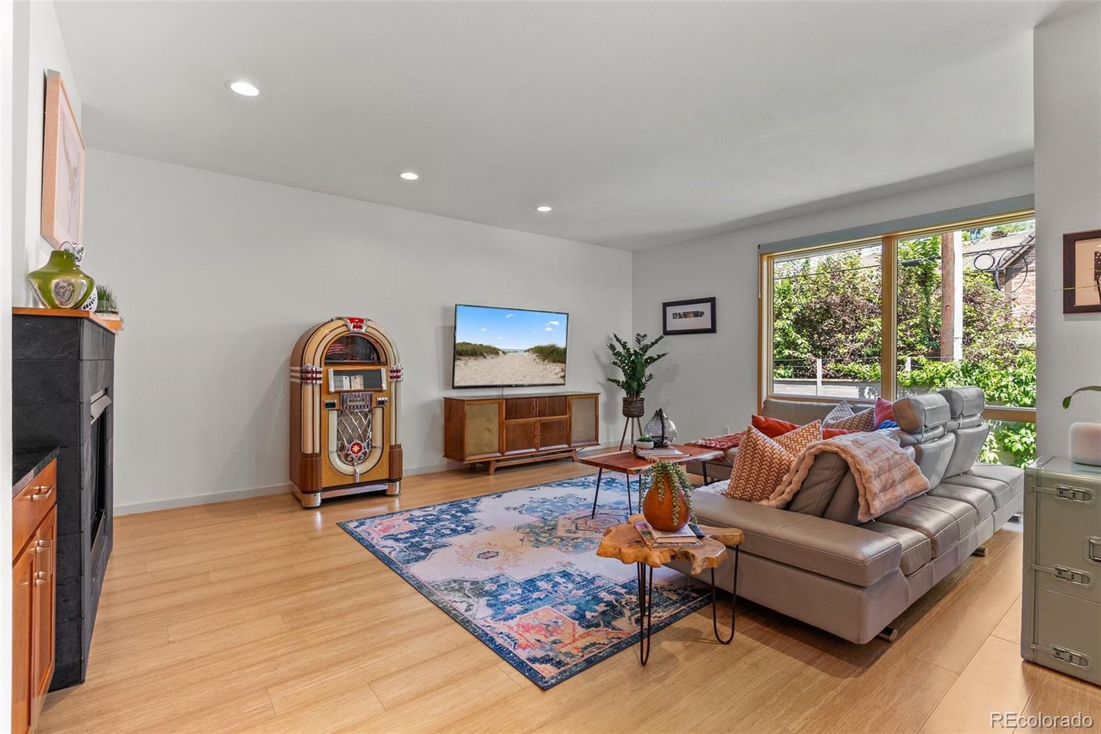MLS Image #16 for 350  holly street,denver, Colorado