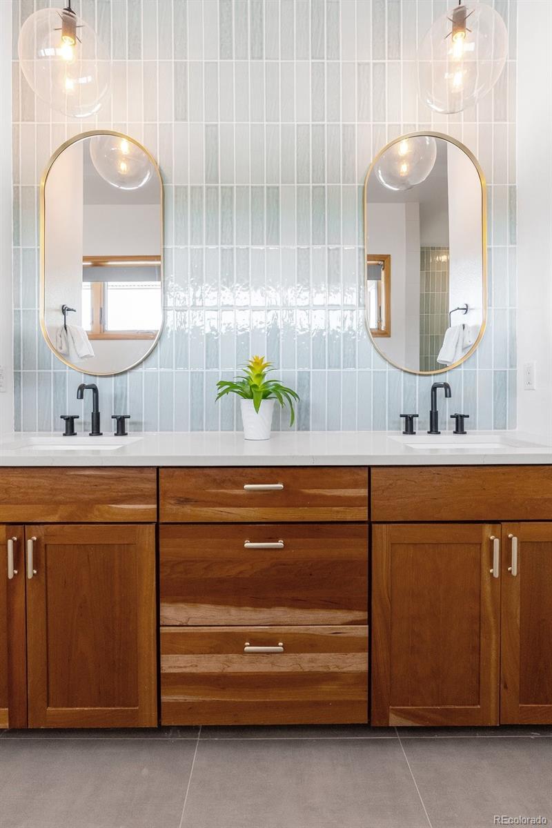 MLS Image #23 for 350  holly street,denver, Colorado