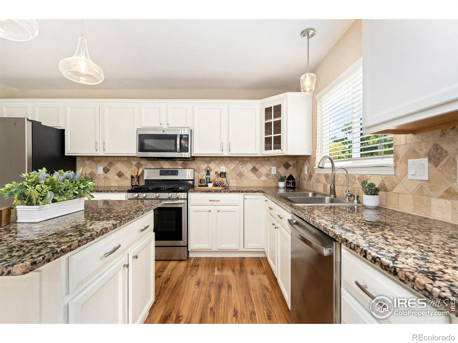 MLS Image #8 for 442  promontory drive,loveland, Colorado