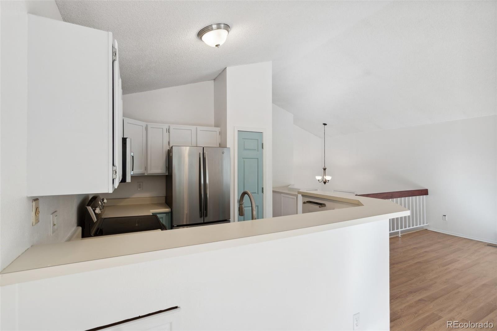 MLS Image #11 for 1035  greenbrier drive,colorado springs, Colorado